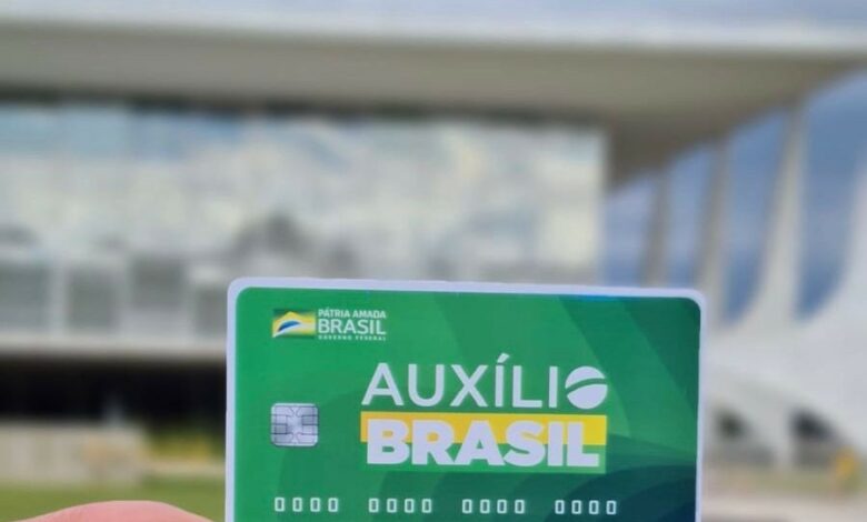 Auxílio Brasil dará bônus por desempenho esportivo e acadêmico