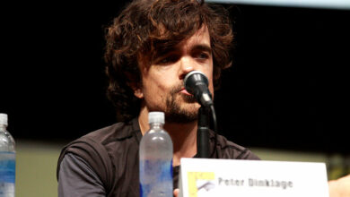 O ator Peter Dinklage crítica a nova versão da Branca de Neve da Disney