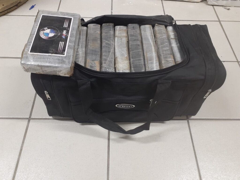 Trio e preso com quase 400kg de cocaina na zona Norte de Natal