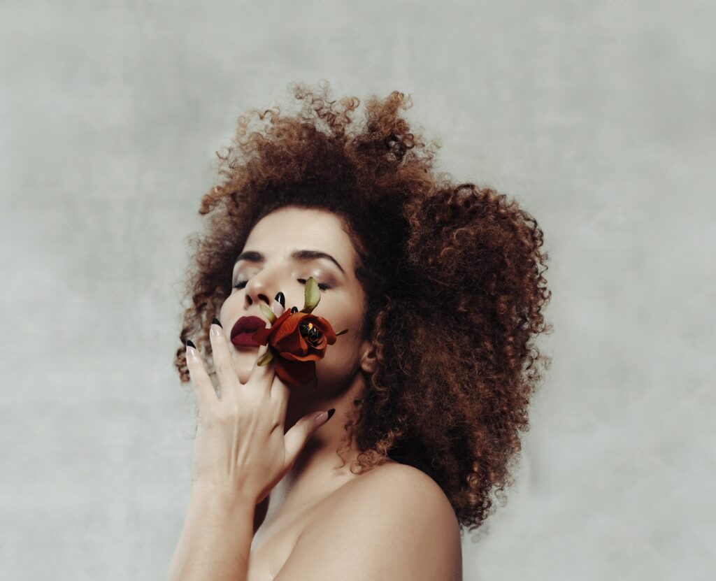 Vanessa da Mata apresenta nova turnê em Natal