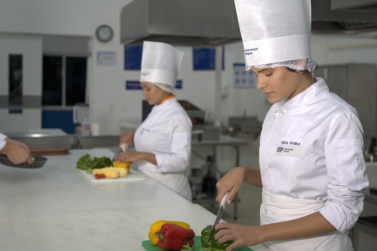 Curso gratuito de Manipulação de Alimentos