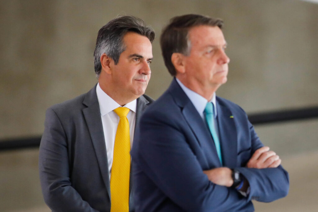 Ministro-promete-Auxílio-de-R_-600-se-Bolsonaro-for-reeleito