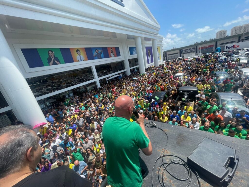 Luciano Hang reconhece que Havan de Natal tem pendências e pede desculpas