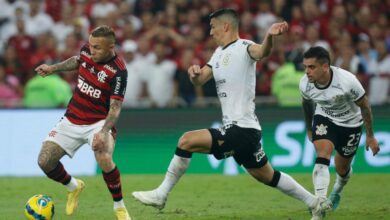 Flamengo e Corinthians em duelo no Maracana