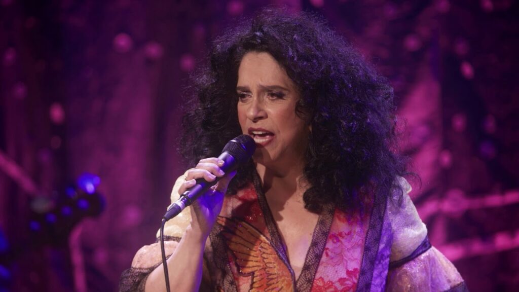 Morre Gal Costa icone da musica brasileira aos 77 anos