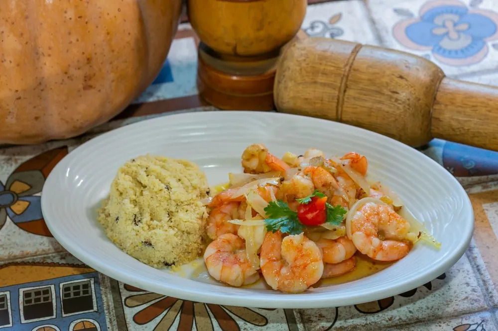 Natal Fest Gourmet agita praça em Ponta Negra