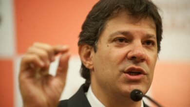 "Colocar pobre no Orçamento e rico no imposto de renda", diz Haddad