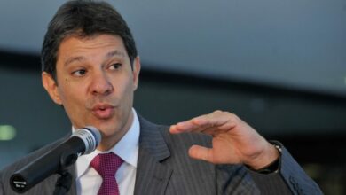 Cotado para Fazenda, Haddad se reúne com Paulo Guedes