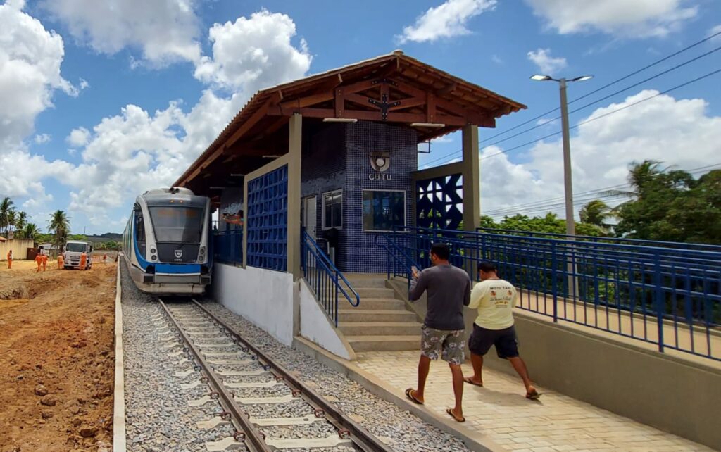 Estações de São José de Mipibu e Nísia Floresta são entregues pela CBTU