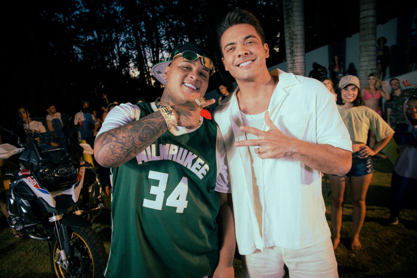 Wesley Safadão e MC Ryan SP lançam o hit Safado