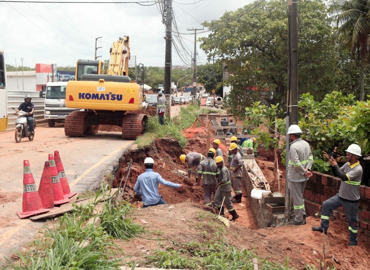 avenida felizardo moura interditada pelas chuvas