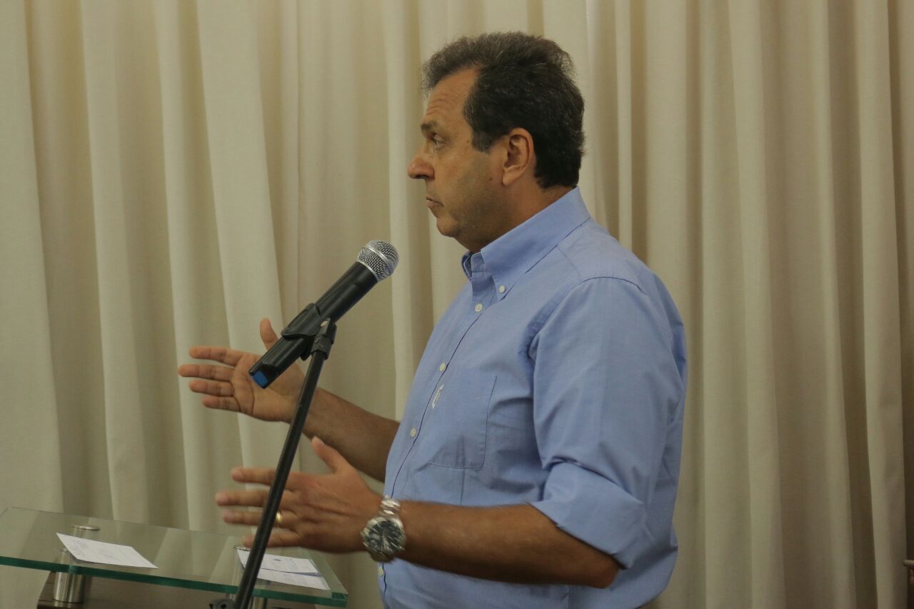 Carlos Eduardo lidera com sobras disputa por Prefeitura de Natal 3eUQ4r