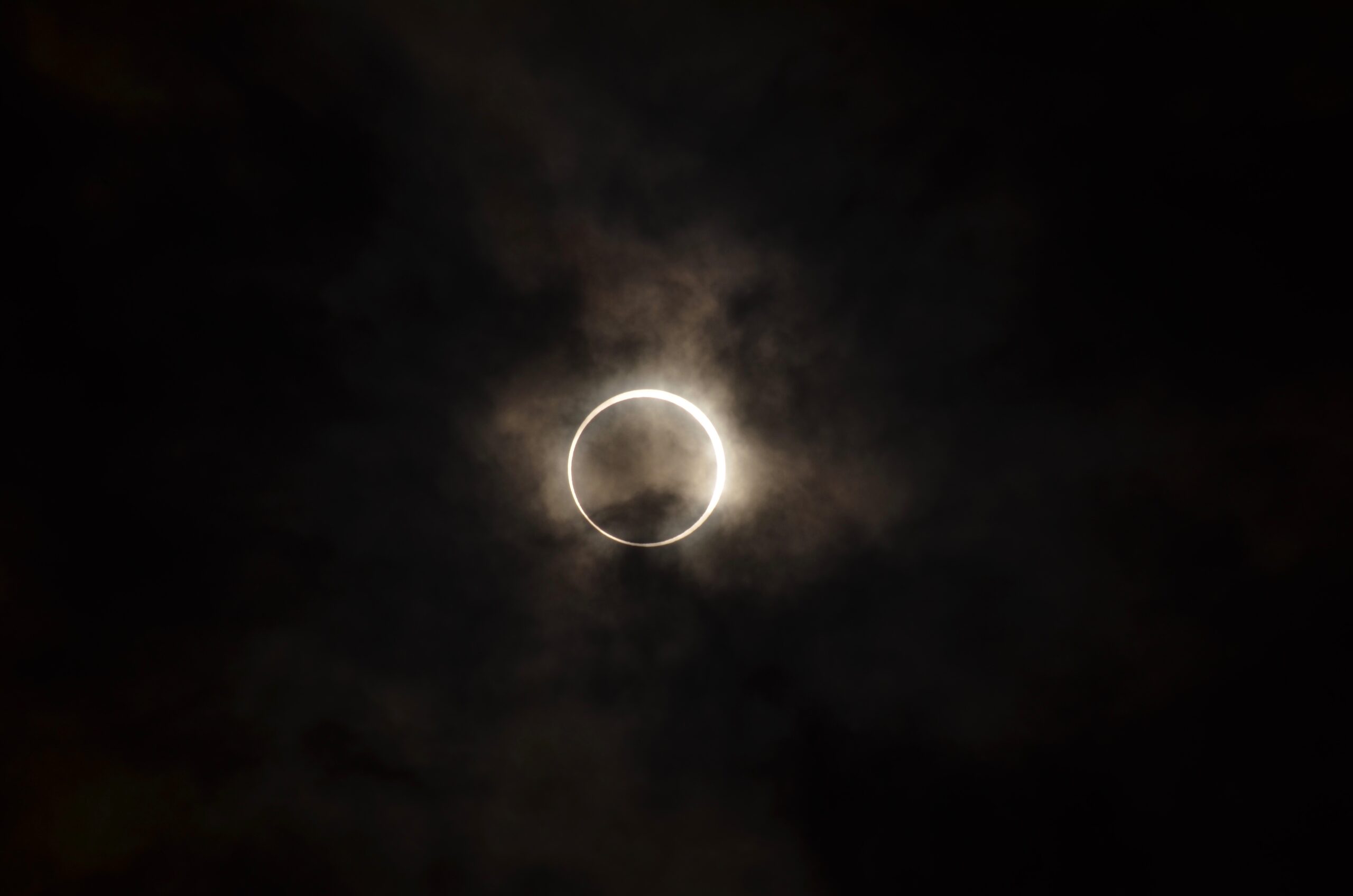 eclipse anular scaled