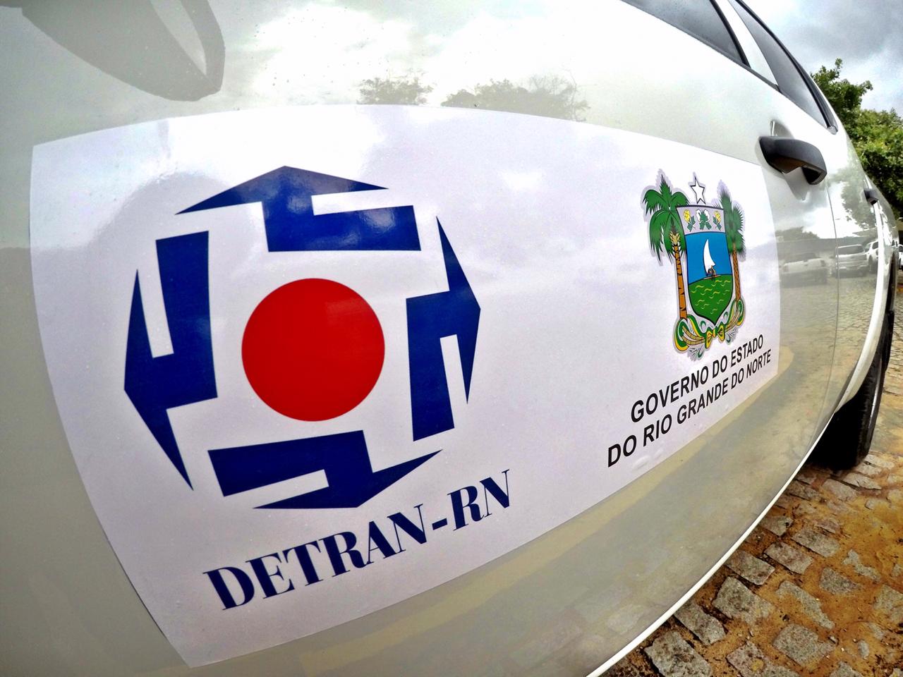 Servidores do Detran RN paralisam atividades nos dias 14 e 15 de dezembro rDHUWl