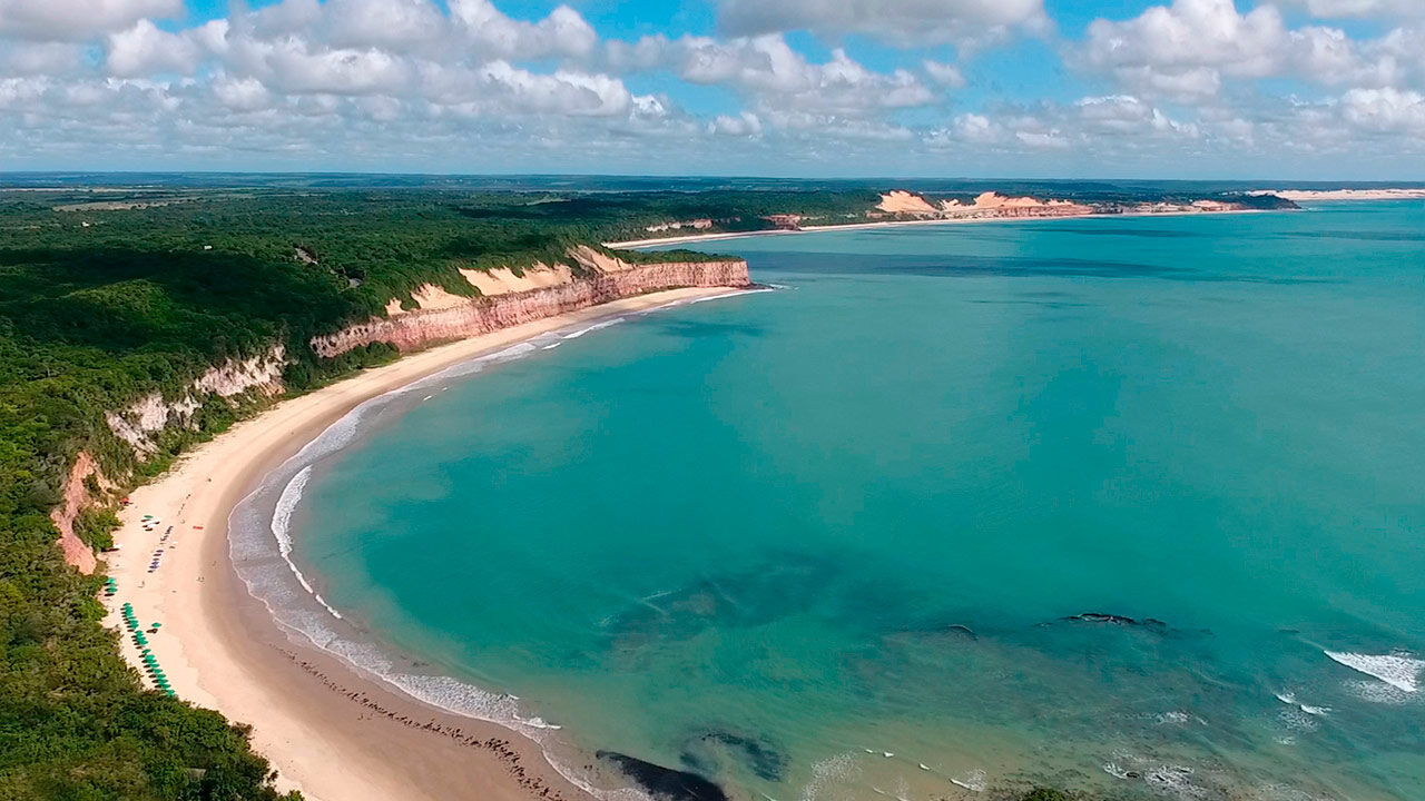 A premiação que se baseia nas avaliações dos usuários da plataforma ao longo de um ano elegeu Pipa a 3ª melhor praia da América do Sul em 2023 (Foto: Reprodução / Pipa.com.br)