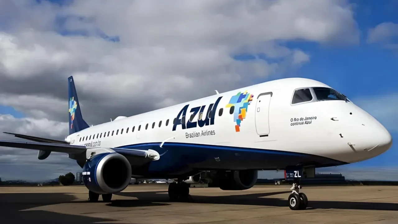 Azul (AZUL4)