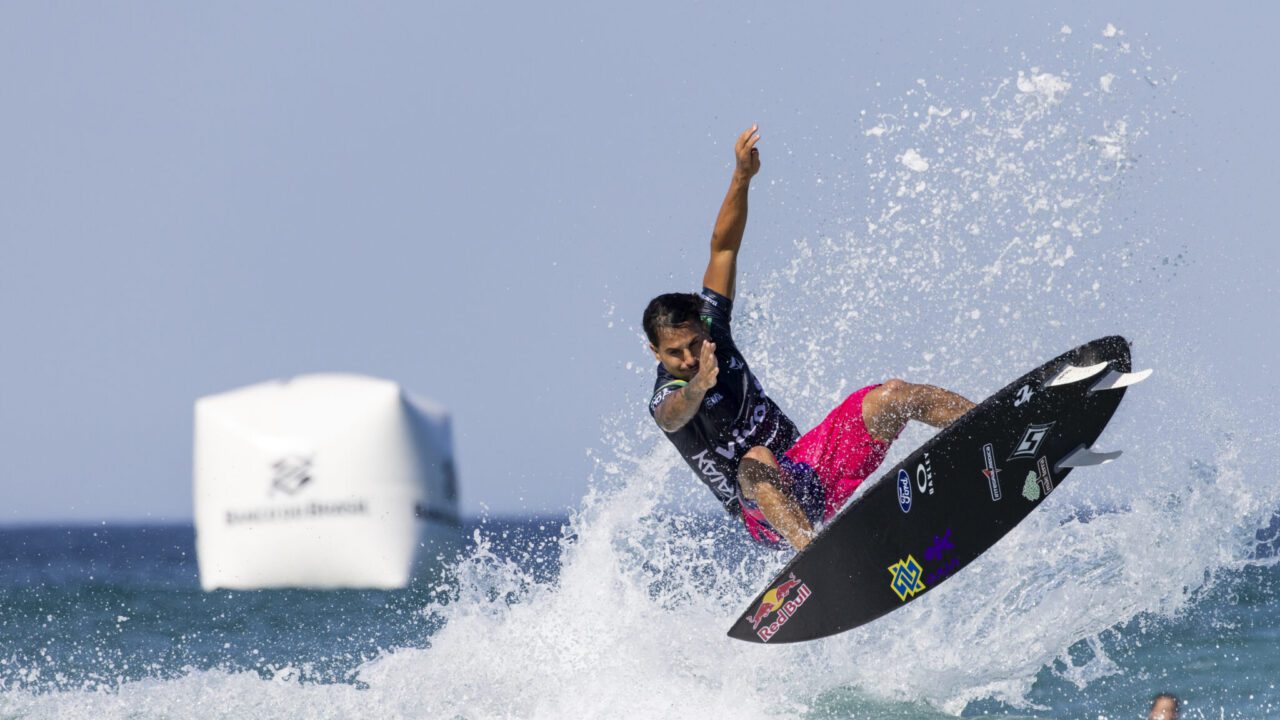 Italo Ferreira e grandes surfistas chegam a Natal para evento inédito