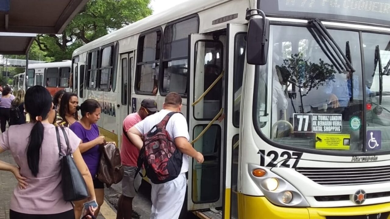 Transporte público terá reforço e será gratuito para estudantes nos dias do Enem 2024