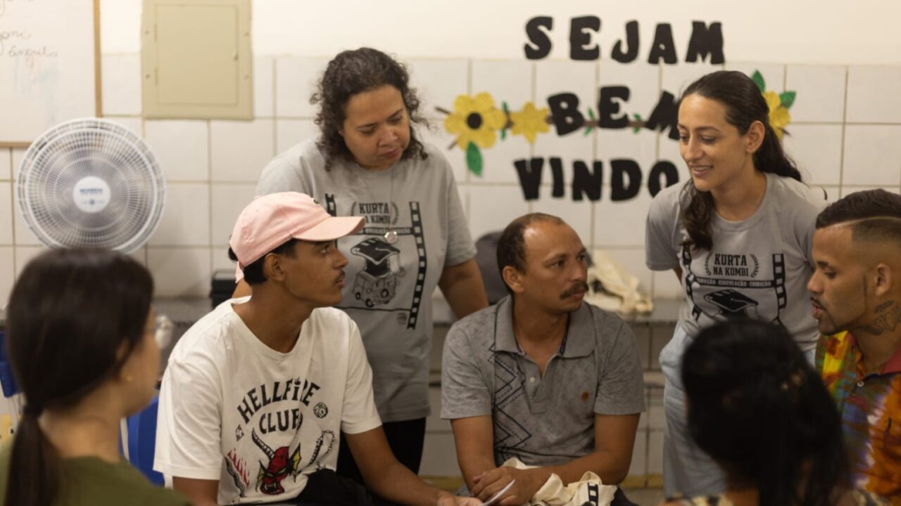 Kurta na Kombi promove oficina gratuita no bairro Lagoa Azul