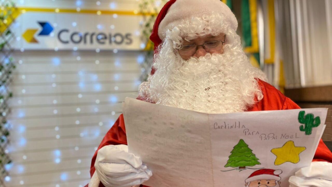 Adocao de cartinhas do Papai Noel dos Correios comeca no RN