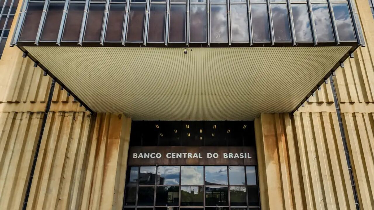 Banco Central anuncia novas regras para garantir seguranca e transparencia do Pix