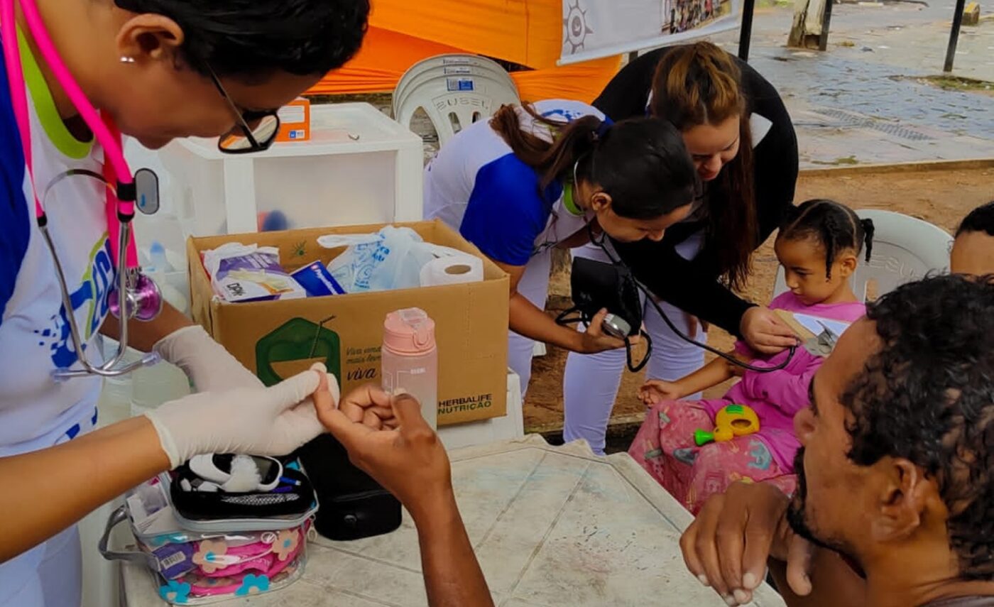 Comunidade Shalom realiza atendimentos medicos e juridicos gratuitos neste sabado