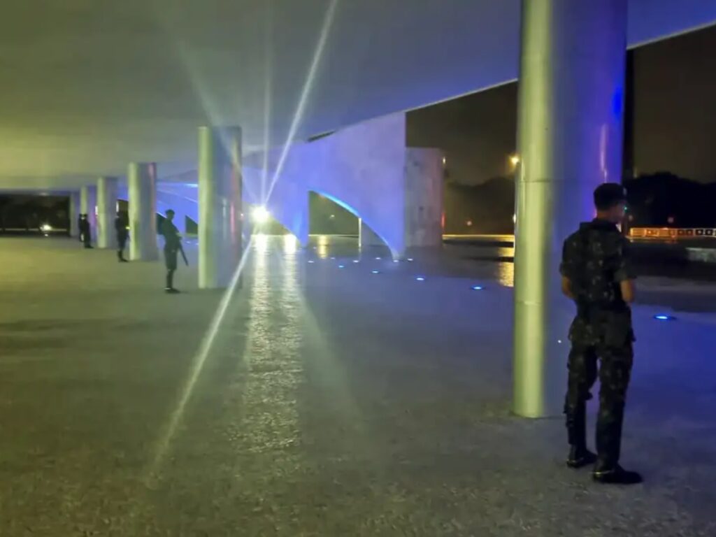 Inspeção no Palácio do Planalto não encontra ameaça, diz GSI