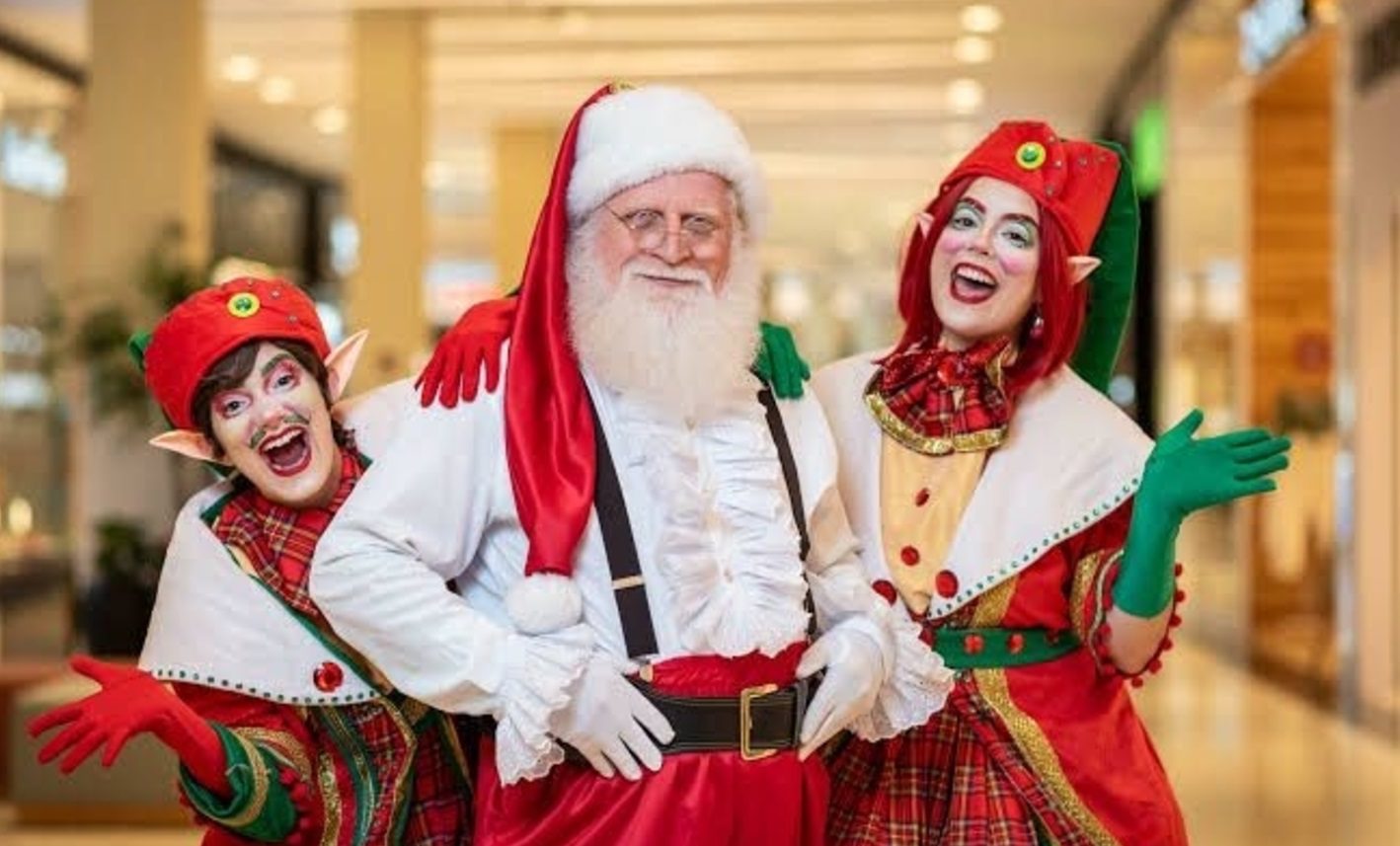 Papai Noel chega em grande estilo as ruas de Ponta Negra