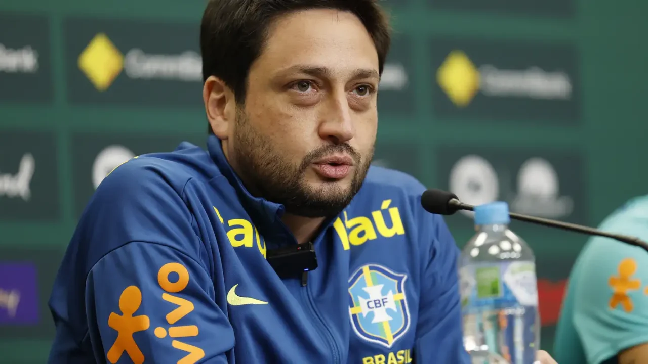 Arthur Elias projeta grande atuação do Brasil contra a Austrália