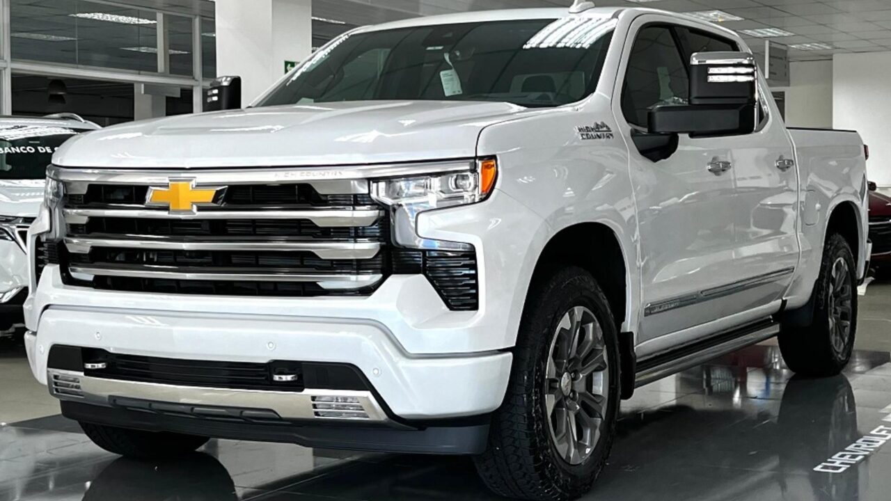 Chevrolet Silverado 2025