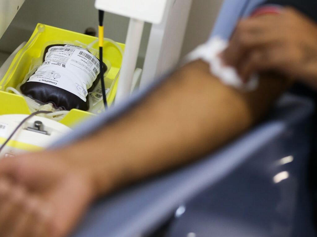 Hemocentro alerta sobre redução da oferta de sangue nesta época do ano