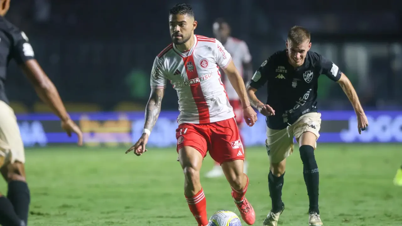 Inter supera Vasco em luta por vaga direta para a Libertadores