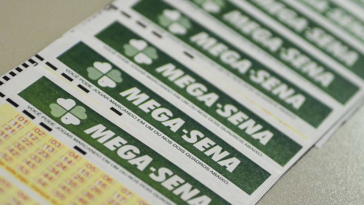 Mega-Sena acumula e prêmio vai a R$ 67 milhões