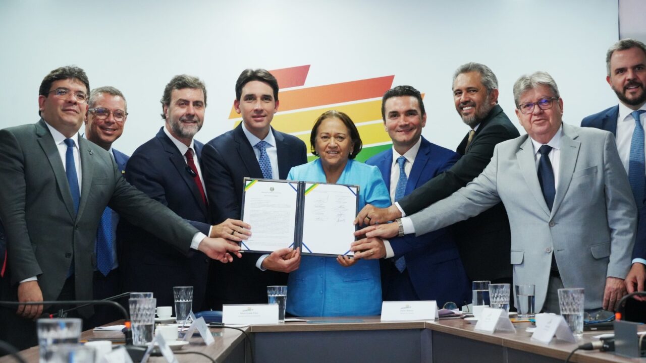 Governo anuncia R 24 milhoes para ampliar voos internacionais no Nordeste Roberto CastroMtur