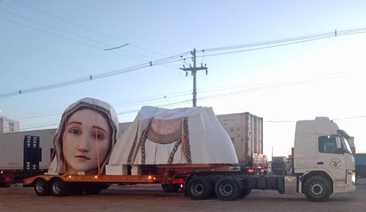 Imagem de Nossa Senhora de Fátima chega a zona Norte de Natal