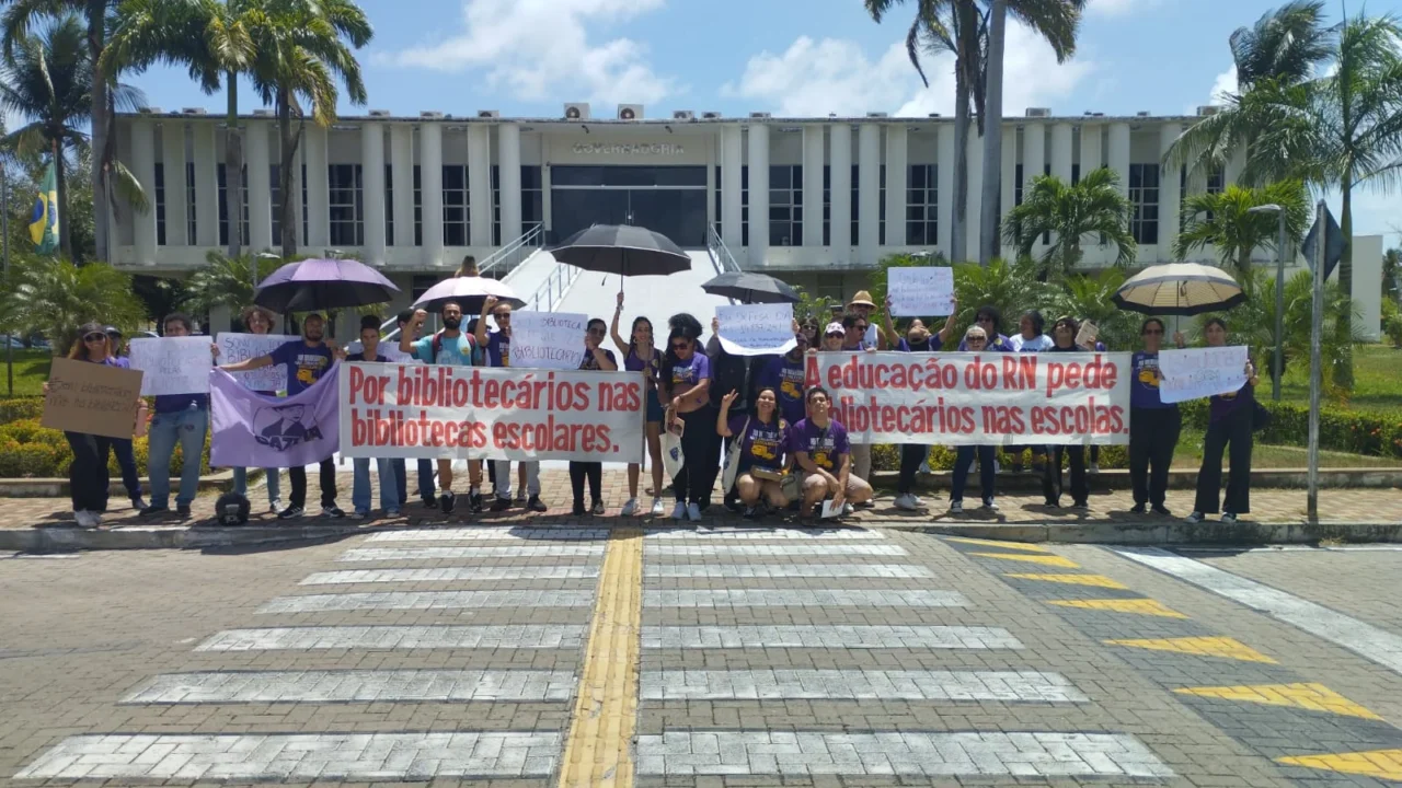 Mobilizacao exige criacao de cargos para bibliotecarios escolares no RN