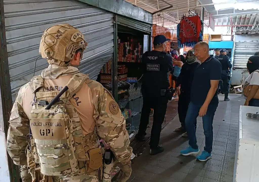 Operação policial apreende toneladas de cigarros ilegais no Alecrim