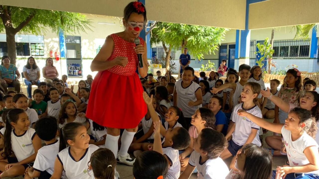 Palhaca Ria promove Maratona de Historias do Nosso Chao em Natal com entrada gratuita