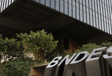 Crédito do BNDES para micro, pequenas e médias empresa sobe 46% no ano