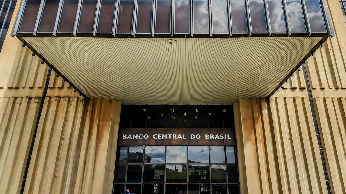 Boletim Focus crava: taxa Selic vai subir 0,75 ponto percentual no último Copom de 2024