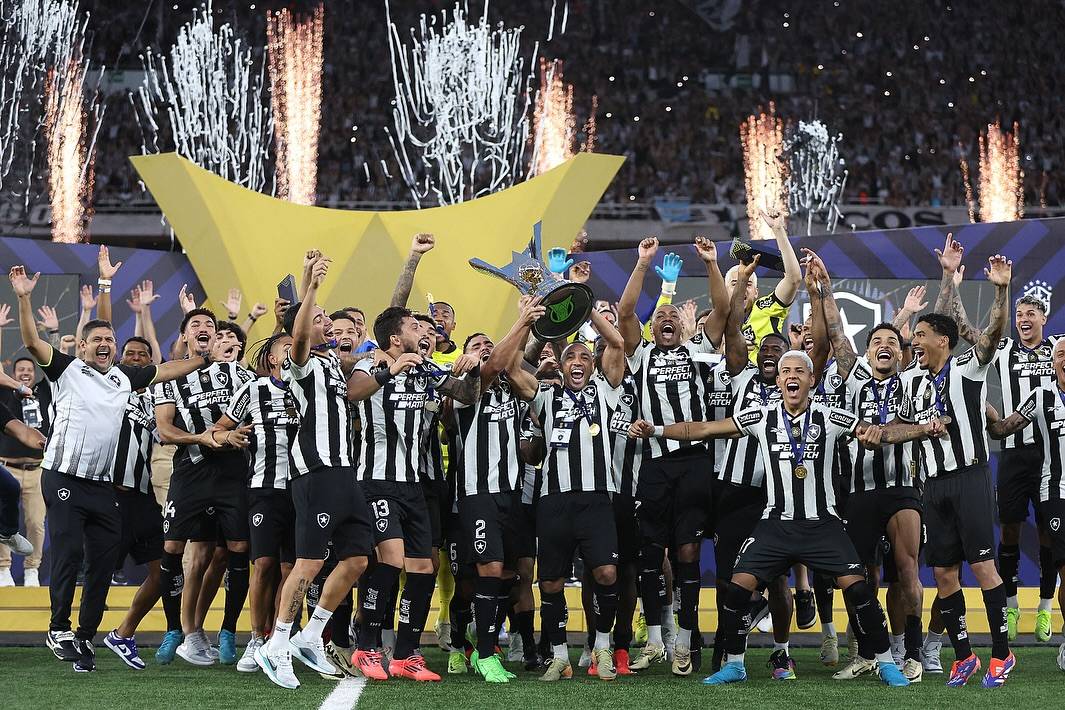 Botafogo derrota o São Paulo e conquista Brasileirão de 2024