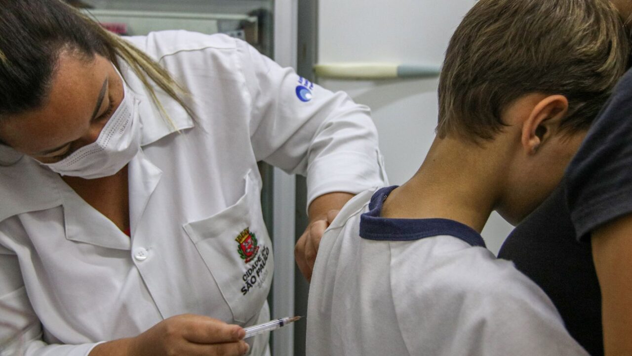 Brasil está perto de alcançar a meta de vacinação contra o vírus HPV