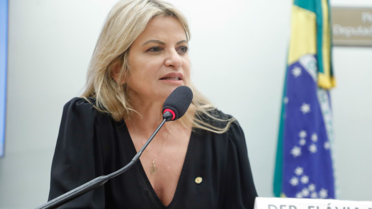 Comissão aprova recompensa para quem contribuir com informações para proteger criança de violência