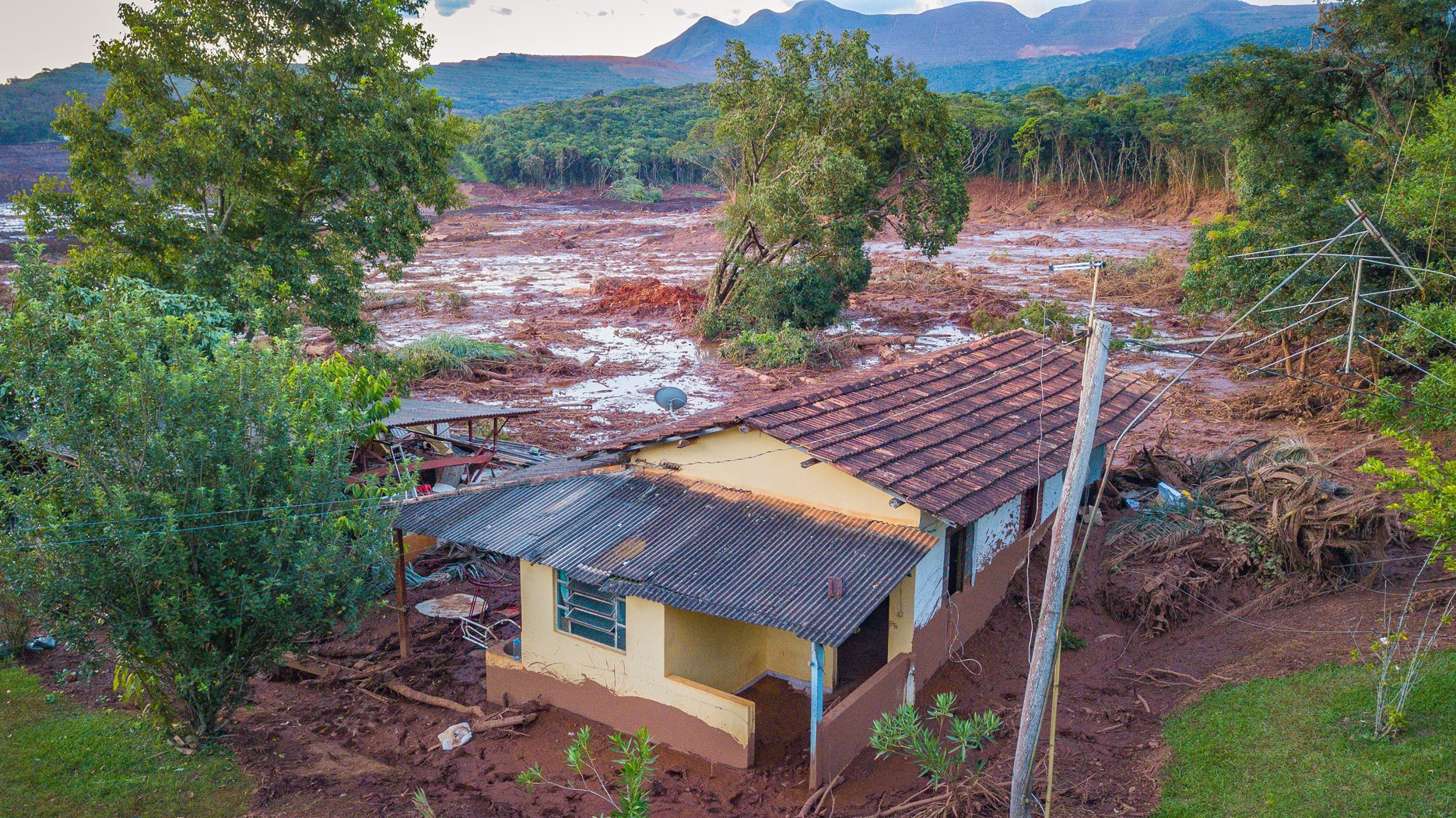 Comissão vota parecer sobre rompimento da barragem da Vale em Brumadinho