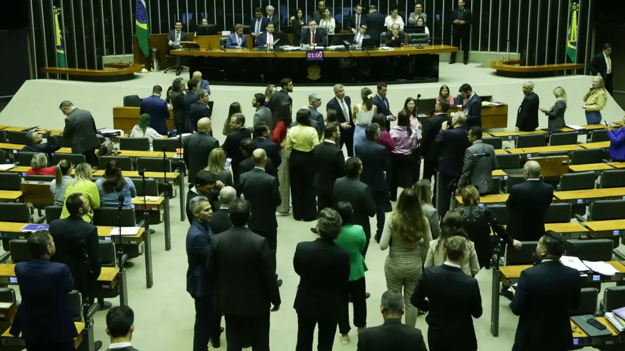 Congresso fará esforço concentrado para votar cortes, LDO e Orçamento