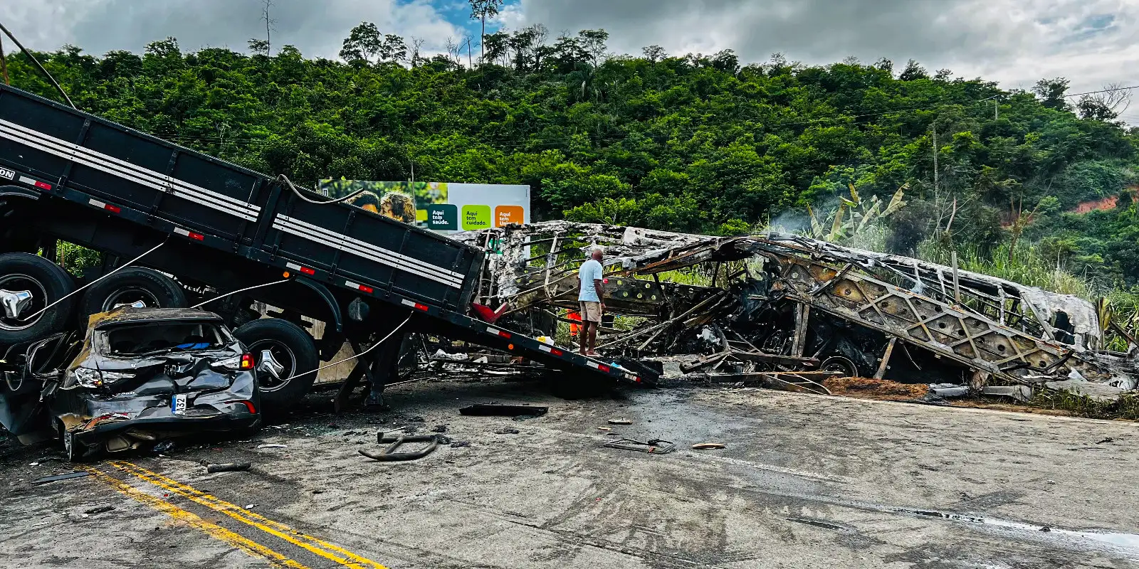 Corpos de vítimas de acidente em MG serão levados ao IML de BH