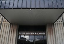 Estoque de crédito no Brasil sobe 1,2% em novembro, diz BC