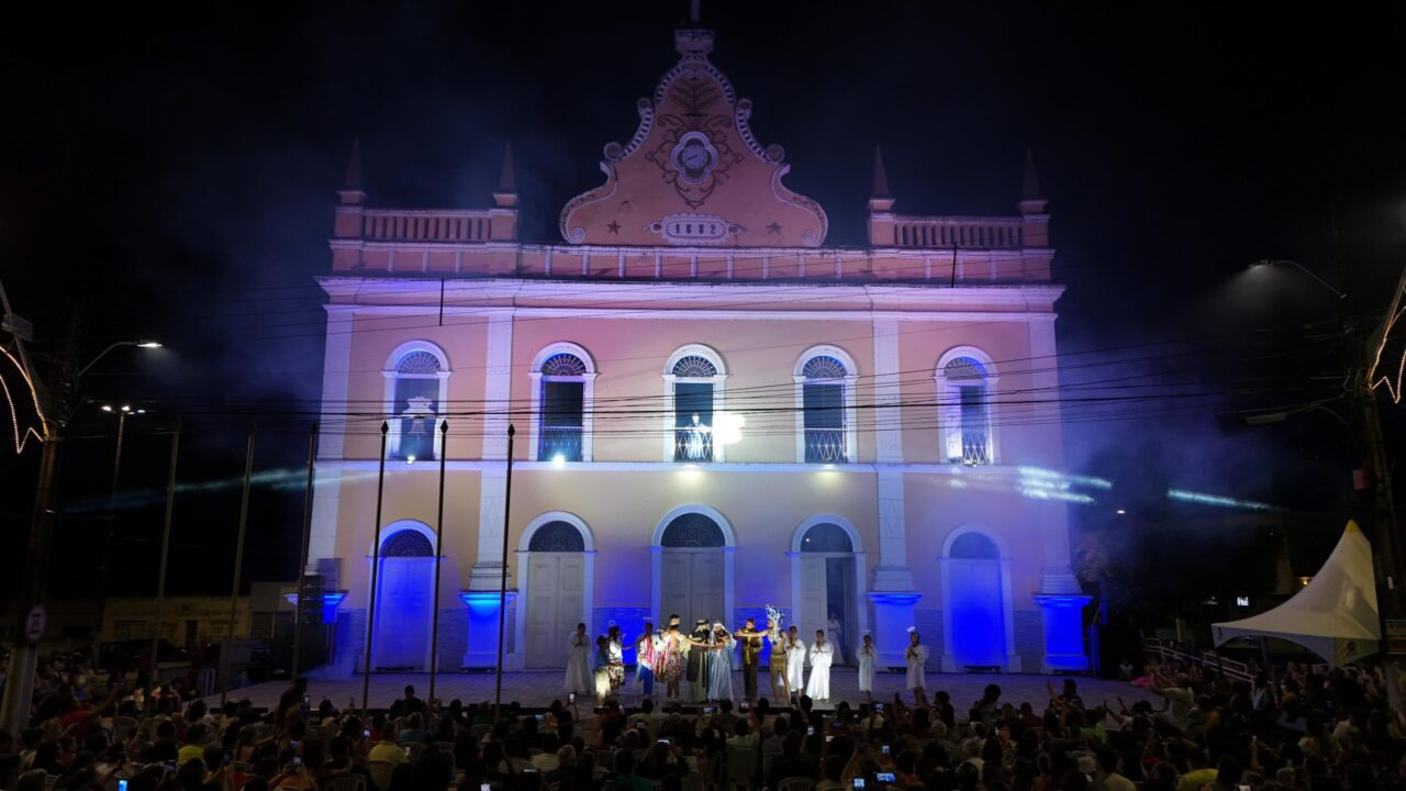 Auto na Terra de Auta encanta público na abertura do Natal em Macaíba