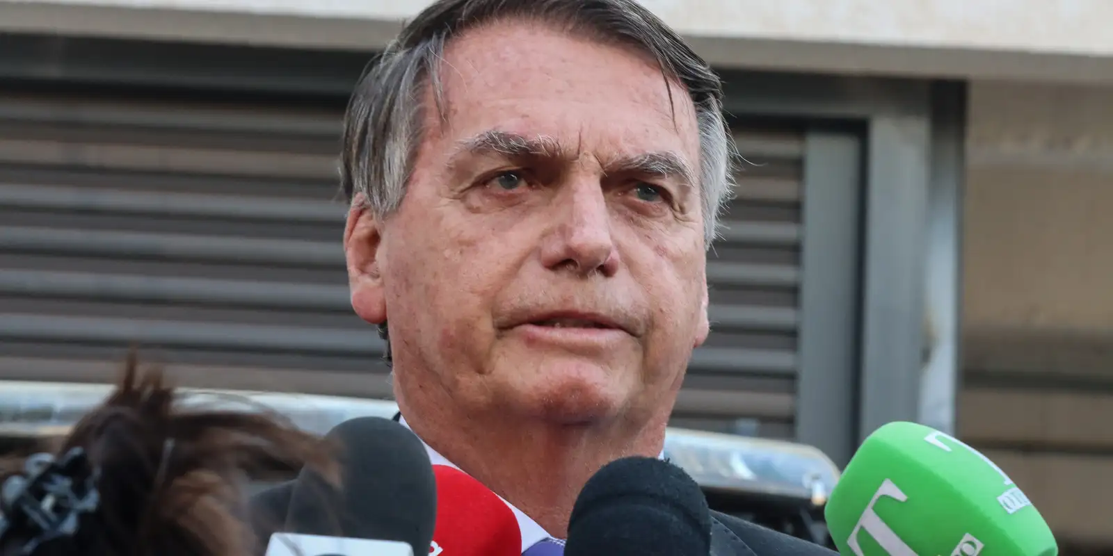 Moraes autoriza Bolsonaro a ir ao velório da mãe do presidente do PL