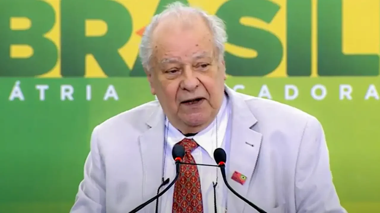 Morre aos 93 anos o físico Rogério Cerqueira Leite